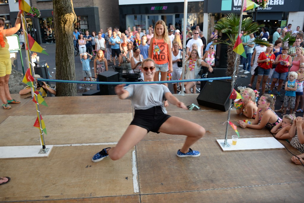 ../Images/Zomercarnaval Noordwijkerhout 341.jpg